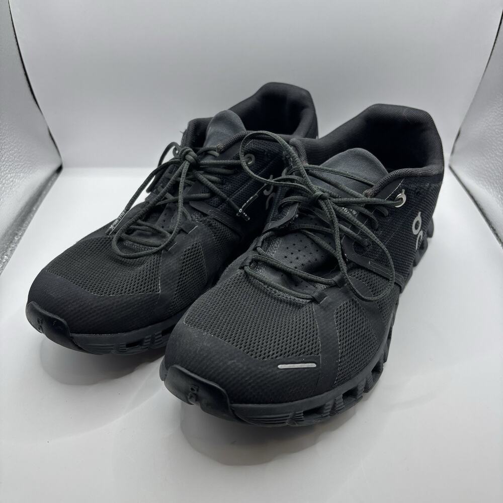 On Cloud 5 All Black Running Shoes Women's Size 11 Men's 9.5 59.98905 Sneakers